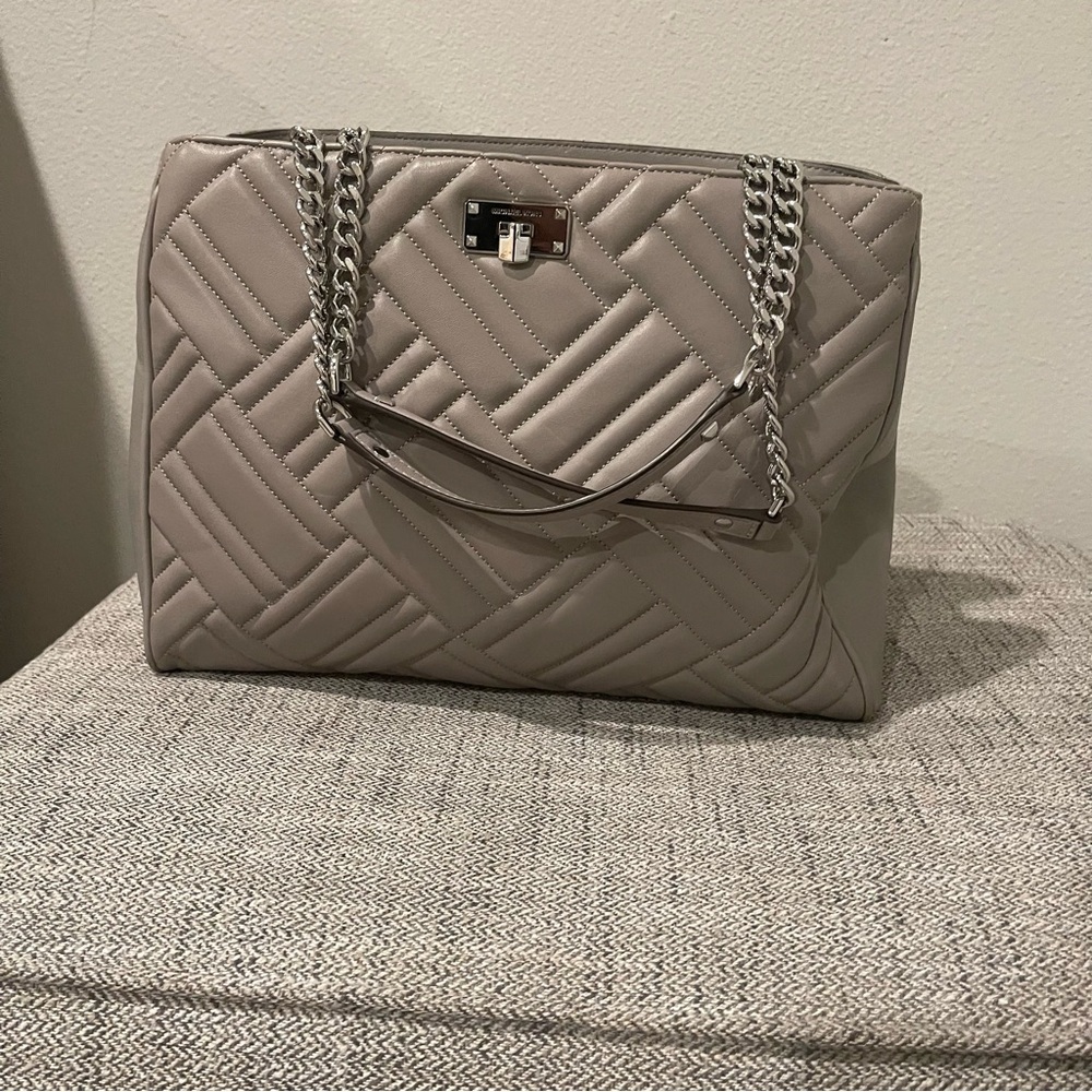 Michael Kors Medium Quilted Leather Tote
Shoulder Bag